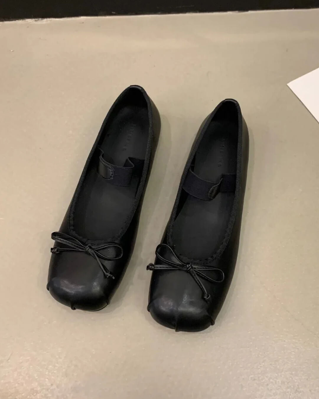 Angela Bowtie Leather Ballet Flats