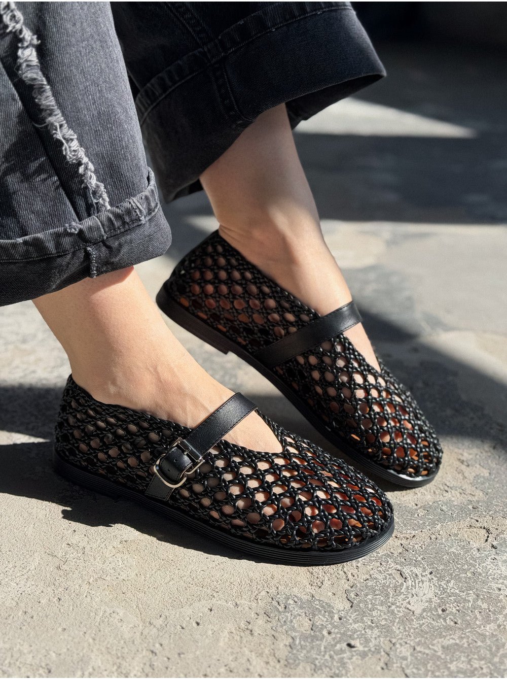 Bianca Woven Hollow Flat Sandals