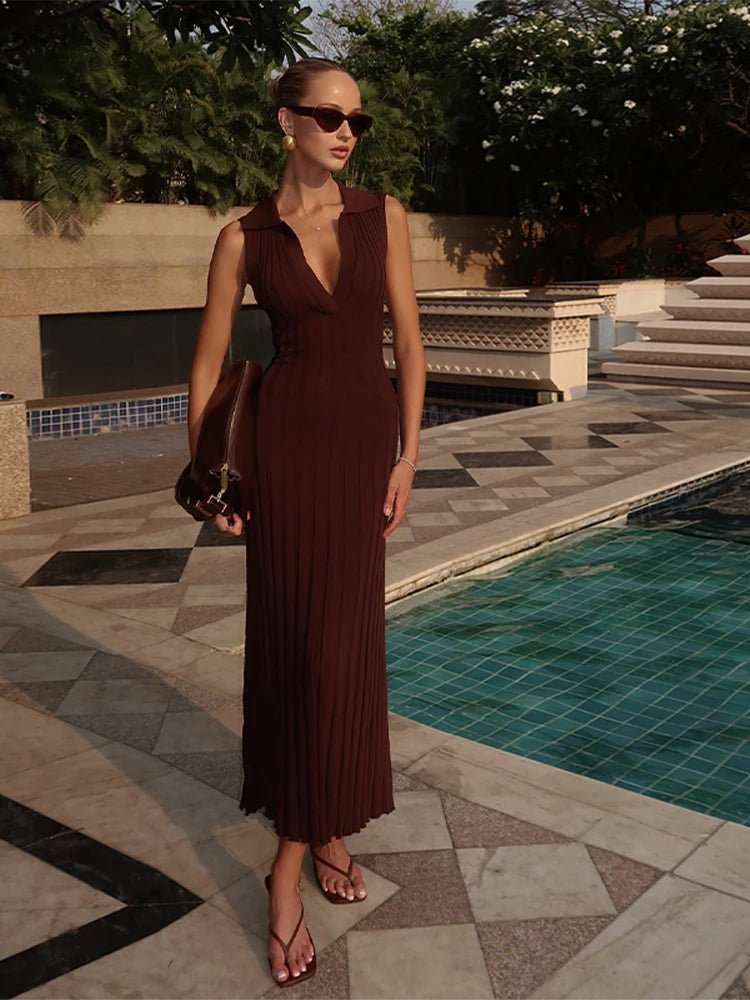 Lise Sleeveless Knitted Pleated Maxi Dress
